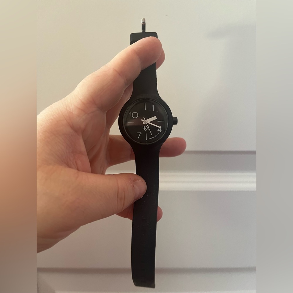 H2X Watch - Picture 2 of 6